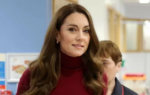 Kate Middleton, afectată de atacurile online după schimbarea de look: „Era atât de zdruncinată încât se întreba cât va mai putea îndura”