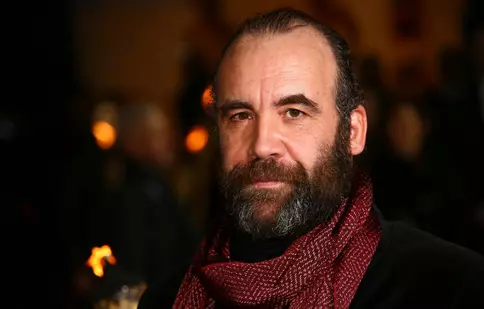 Actorul Rory McCann trece de la „Urzeala tronurilor” la universul „Star Wars”. În ce serial îl vor vedea fanii