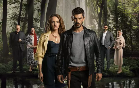 „Dragoste fără hotare”, un nou serial turcesc difuzat la Kanal D. Când este premiera și cine sunt protagoniștii