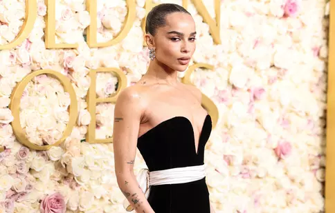 Zvonuri de nuntă în showbiz: Zoë Kravitz, fotografiată cu un inel impresionant alături de Harry Styles