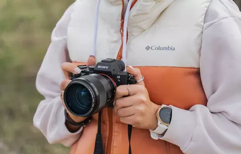 Cum să alegi obiectivul potrivit pentru camera ta mirrorless?