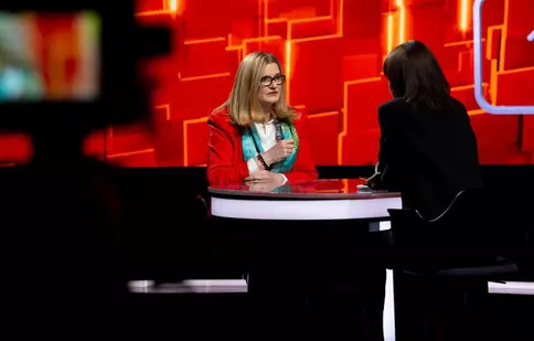 Elisabeta Lipă, la 40 de întrebări cu Denise Rifai. „Veți face valuri în politică?”