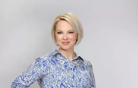 Emisiunea „Minți sclipitoare” se lansează la Medika TV. Când are loc premiera și cine este prezentatoare
