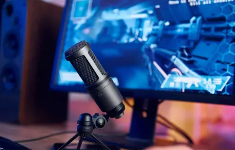 Cum alegi un microfon de gaming pentru sesiuni de streaming impecabile? 