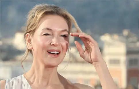 Renée Zellweger, de nerecunoscut în sezonul 5 din „Crime în imobil”! Transformare spectaculoasă pentru noul rol | FOTO