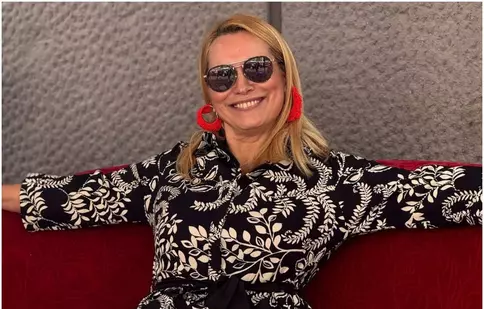 Rețeta delicioasă de tartă cu roșii a Andreei Esca. Prezentatoarea s-a apucat de gătit abia la 44 de ani