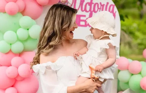 Elena Matei, fostă concurentă Survivor România, din nou mămică. „A doua cezariană am simțit-o oarecum mai ușoară”