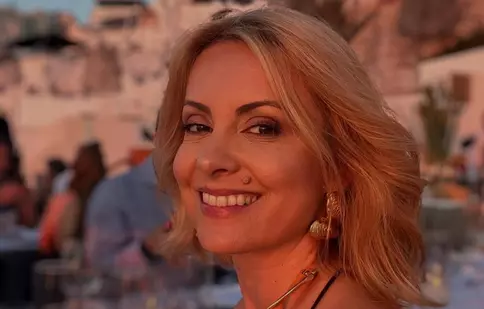 Simona Gherghe, despre echilibrul între carieră și viața personală: „Copiii nu au ce căuta pe social media”
