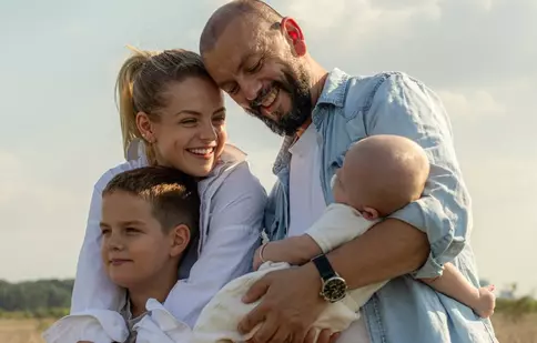 Cine este soțul Victoriei Răileanu, actrița din „Iubire cu parfum de lavandă”. S-au căsătorit pe o barcă în Grecia