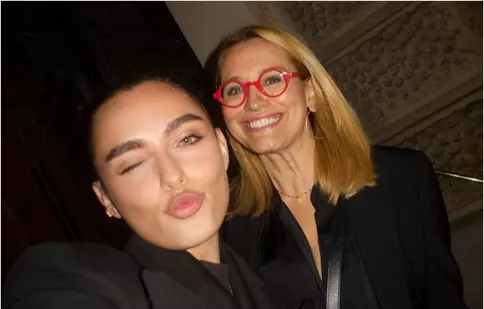 Alexia Eram, motivul pentru care nu a dorit să urmeze cariera mamei sale. Ce s-a întâmplat când a testat prompterul Andreei Esca