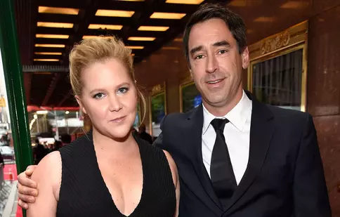 Amy Schumer și Chris Fisher au divorțat după șapte ani de căsătorie. Zvonurile despre separare circulau de luni întregi