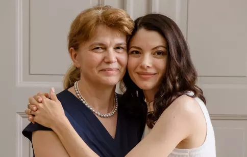 Anca Lungu, mesaj emoționant pentru mama ei: „Noi două am crescut împreună”. Imagine rară din copilărie