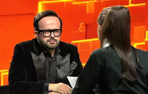 Mihai Gâdea, invitat la „40 de întrebări cu Denise Rifai” de la Kanal D. „Vă mai fâstâciți în fața femeilor frumoase?”