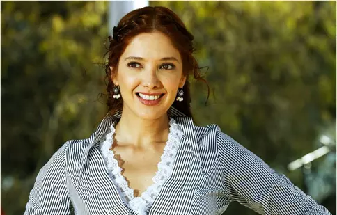 Adela Noriega, la 56 de ani și după un deceniu de tăcere. Un actor Televisa dezvăluie secretul retragerii: „A trebuit să plece pentru copiii ei”