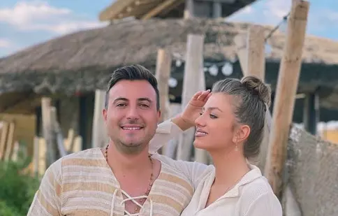 Valentin Sanfira, surprins în Thailanda cu o femeie celebră! Cine este Ana Gabriela