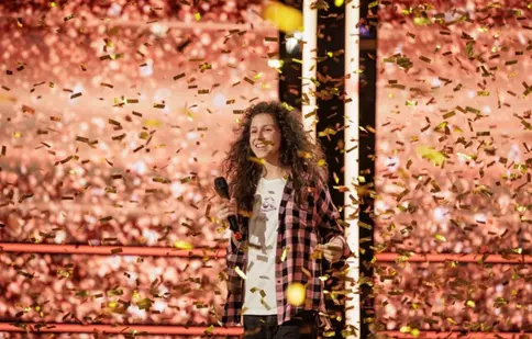 Cine este Bianca Muntean, primul Golden Buzz la „Românii au talent” 2026, oferit de Andra și Eva. Vocea care a uimit juriul