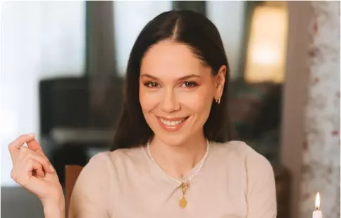 Irina Fodor, mesaj emoționant la despărțirea de sora ei: „Azi, bagajele sunt ale ei”. Teodora pleacă din țară pentru șase luni