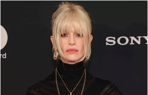 Kelly Osbourne, reacție dură după ce a fost numită „cadavru”: „Comentarii dezgustătoare despre corpul meu!”