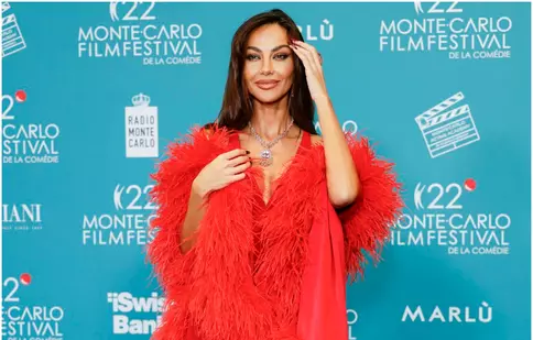 Mădălina Ghenea, secretul siluetei la 38 de ani: „Beau apă din sticlă de sticlă” – Lista alimentelor pe care le-a eliminat definitiv