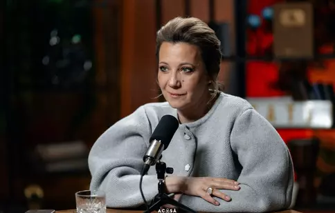 Mirela Oprișor, în lacrimi după ce și-a pierdut tatăl și fratele: Boala cruntă care i-a răpus familia. „A fost ca în filme!”