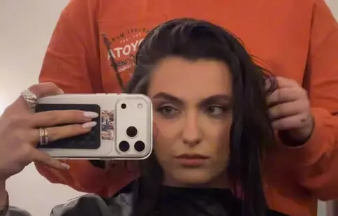 Alexia Eram, schimbare radicală de look! „Nu știu când m-am tuns ultima oară așa”. Cum arată acum fiica Andreei Esca