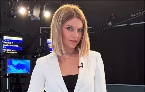 Andreea Marinescu, surprinsă de Mihai Dedu în culise! Cum arată vedeta Pro TV când nu este la știri: „Prea aveam stare de bine”