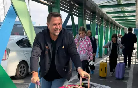 Horia Brenciu, în sfârșit liniștit! Ce s-a întâmplat la aeroport după ce familia lui a fost blocată în Kuala Lumpur: „Copiii s-au comportat admirabil”