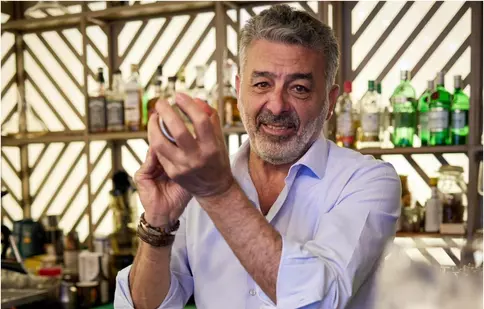 Taste Romania, noua emisiune de la Euronews România! Cine este celebrul Chef care deschide sezonul alături de Răzvan Tecuceanu