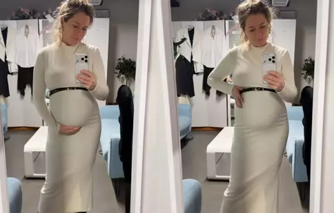 Laura Cosoi, imagini noi cu burtica de gravidă: „Cea mai frumoasă formă a unei femei”. Vedeta se pregătește să devină mamă pentru a cincea oară