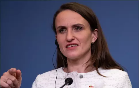 Oana Țoiu rupe tăcerea în cazul Irinei Ponta: De ce a rămas fiica fostului premier blocată în Dubai dintr-o eroare „regretabilă”