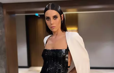 Cine este Cansu Dere: Actrița revine pe micile ecrane din România în serialul care a făcut istorie. De când se redifuzează „Puterea destinului”