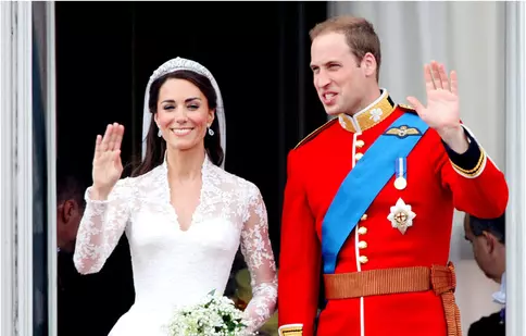 Castelul care ar fi putut fi cuibușorul de nebunii al lui William și Kate, scos la vânzare pentru o sumă astronomică. Imagini din interior