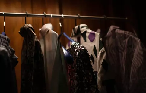De la brunch la gală: outfituri potrivite fiecărui moment