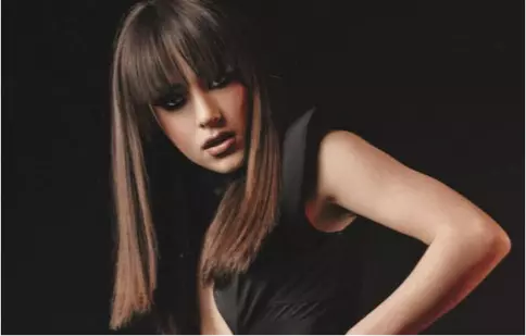 Cum arăta Alexandra Căpitănescu la 16 ani, când ridica sala în picioare la X Factor. Imagini de colecție cu reprezentata României la Eurovision