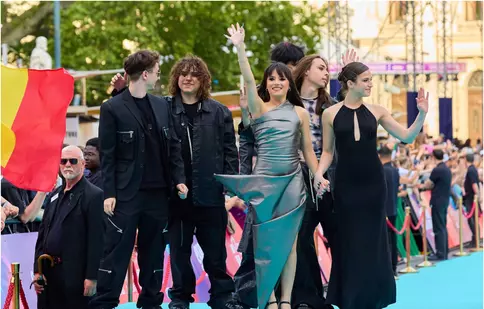 EXCLUSIV | Alexandra Căpitănescu rupe tăcerea înainte de Eurovision: Ce înseamnă, de fapt, „Choke Me” și cum a reacționat Tudor Chirilă