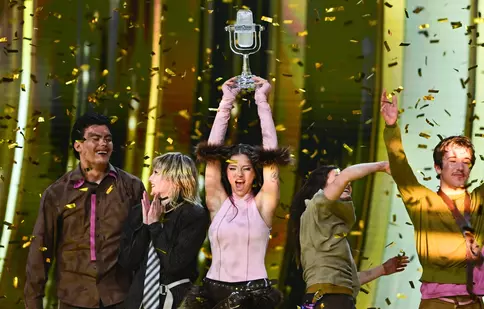 Bulgaria dă lovitura la Eurovision 2026! Dara a aruncat în aer scena de la Viena cu piesa „Bangaranga”