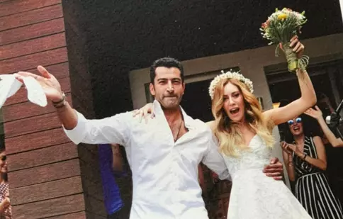 Kenan İmirzalıoğlu și Sinem Kobal, 10 ani de la nunta de poveste! Imaginile rare publicate de actriță