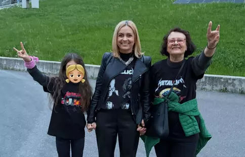 Simona Gherghe, experiență memorabilă la concertul Metallica. Mama vedetei, cea mai înfocată fană a trupei: „Le știe numele și copiilor băieților”