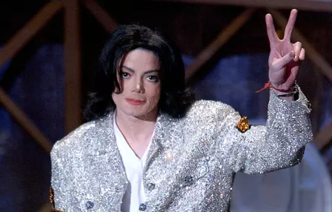 Michael Jackson, între mit și realitate. Cartea „Un Peter Pan pierdut în Neverland” dezvăluie povestea din spatele celebrului Moonwalk