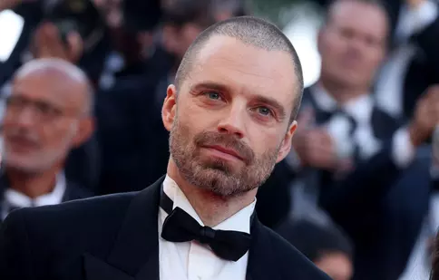 Sebastian Stan își sărbătorește ziua de naștere. Detaliul neștiut din copilăria sa și de ce îi este greu să revină în orașul natal, Constanța
