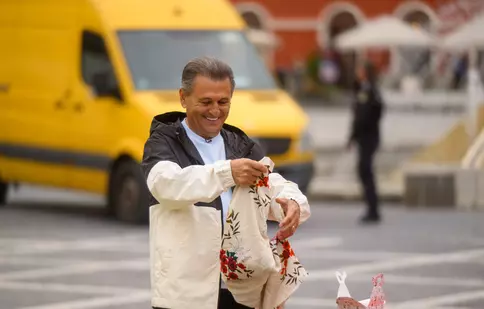 „Poftiți pe la noi – Poftiți la întrecere”, 4 august: Echipa roșie vrea revanșa după victoria adversarilor. Ce probă îi așteaptă pe concurenți