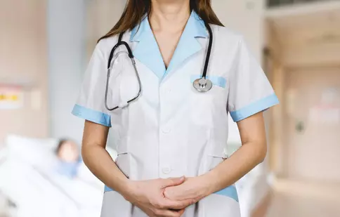 Angajatorii din sectorul privat de sănătate au scos în piață peste 8.200 de posturi de la începutul anului și până acum, în timp ce sistemul public se confruntă cu o nouă criză de personal