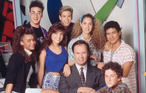 Dennis Haskins a murit. Directorul Belding din „Salvați de clopoțel” avea 75 de ani