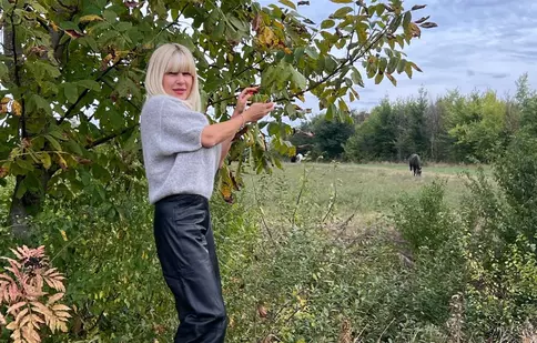 Elena Udrea, imagini alături de fiica ei, Eva, în Corbeanca: „Încă un motiv pentru care nu m-aș muta înapoi la oraș!”