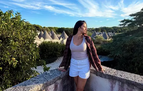 Iulia Pârlea, imagini din vacanța în Italia. Cu cine a plecat prezentatoarea Pro TV în Puglia