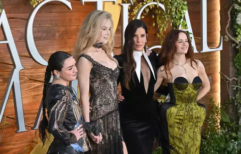 La 59 de ani, Nicole Kidman afișează o siluetă de invidiat. Rochia din dantelă transparentă cu care a atras toate privirile