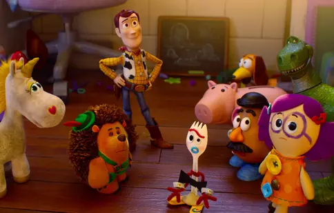 „Povestea Jucăriilor 5” este acum pe Disney+. Ce se întâmplă cu Woody, Buzz și Jessie în noul film Disney și Pixar