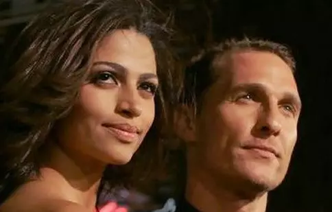 Matthew McConaughey, adorat chiar şi de lesbiene