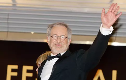Steven Spielberg vrea să adapteze celebrul roman „Minunata lume nouă”