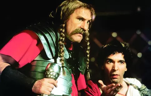 Asterix şi Obelix contra lui Cezar